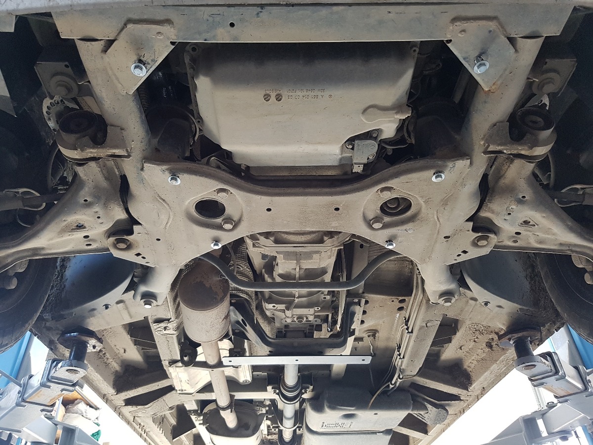 Ocelový kryt převodovky pro Mercedes Vito W639 - 2.2 D 4x2 2003 - 2014, 2.2 D, 3.0 D 4x2