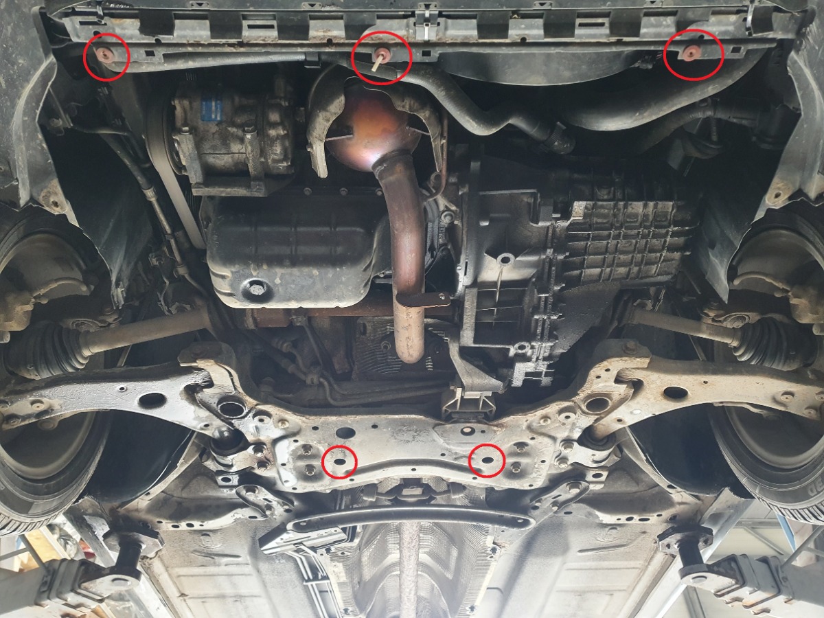 Ocelový kryt olejové vany pro Volvo S40 2004 - 2012, všechny motory