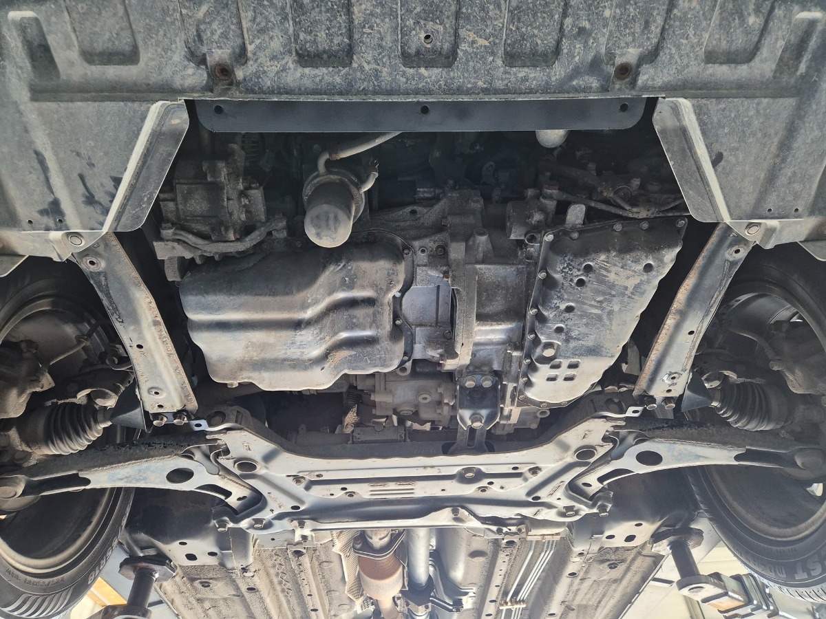 Ocelový kryt olejové vany pro Mitsubishi Outlander 2012 - 2021, všechny motory