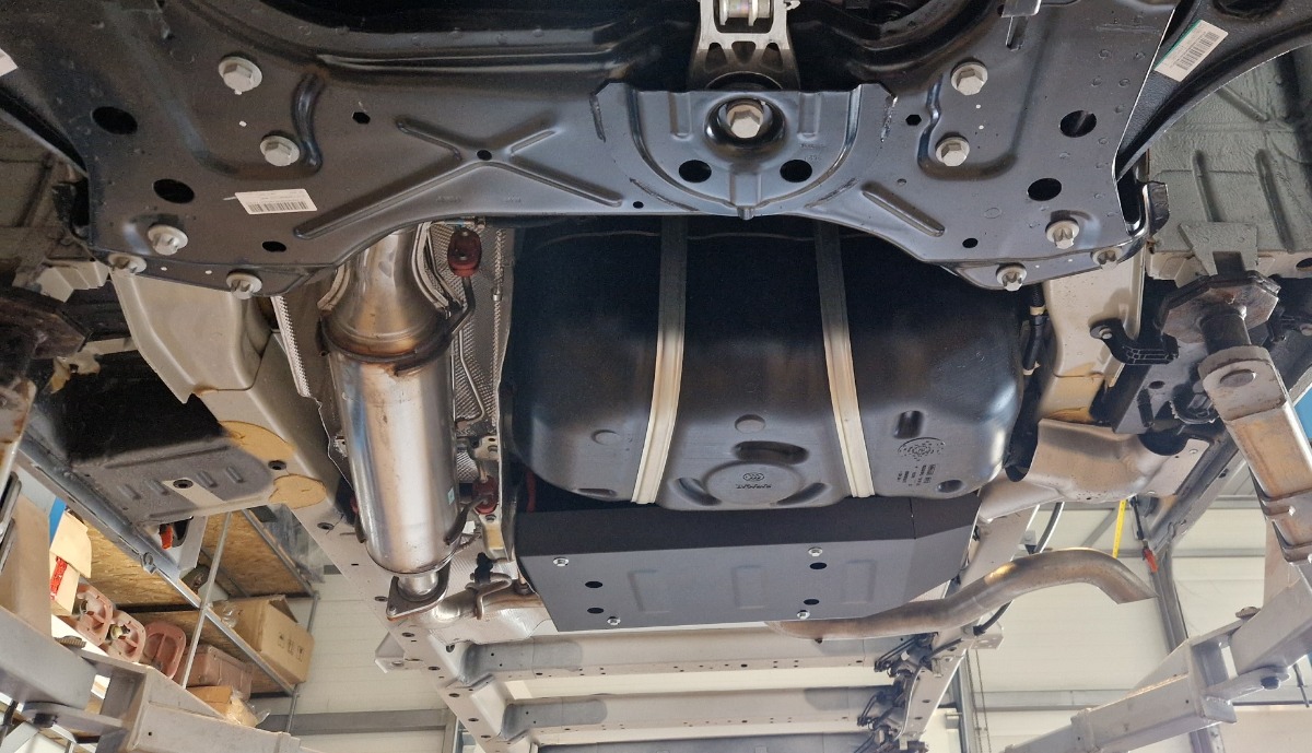 Ocelový kryt nádrže AdBlue pro Fiat Ducato 2018 - 2026, všechny motory