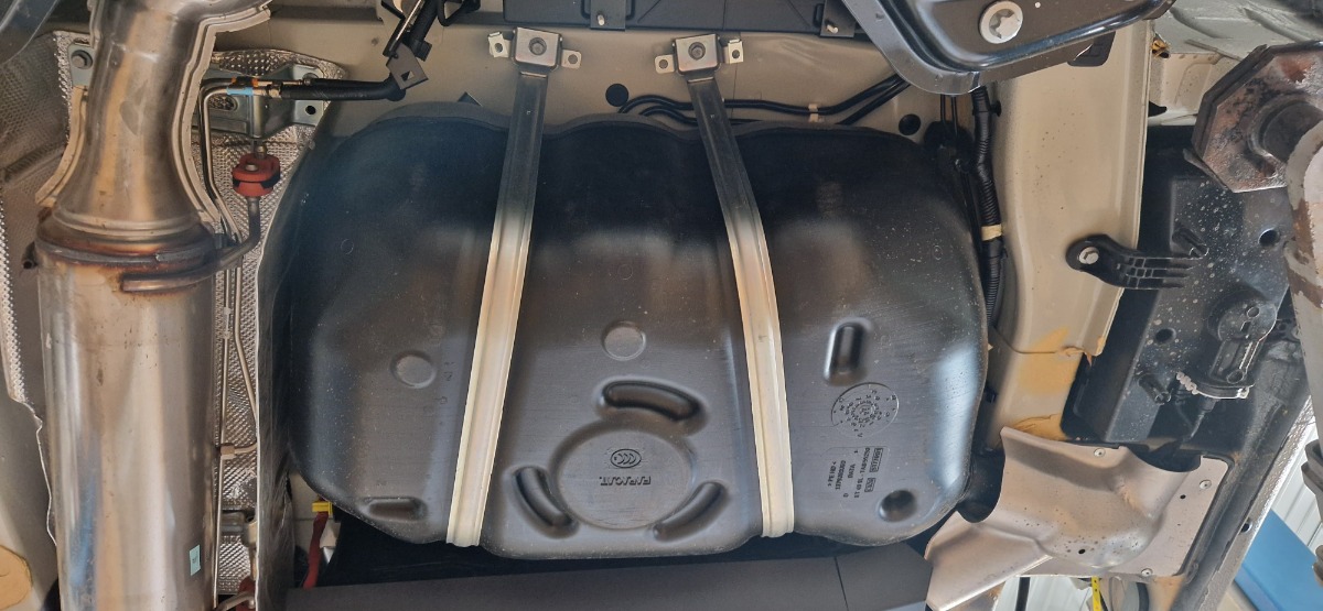 Ocelový kryt palivové nádrže pro Citroen Jumper 2016 - 2026, všechny motory