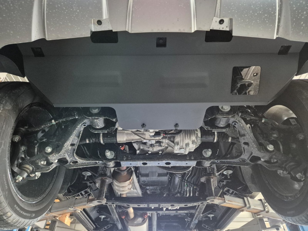 Ocelový kryt olejové vany pro Baic Beijing BJ60 2022 - 2026, všechny motory