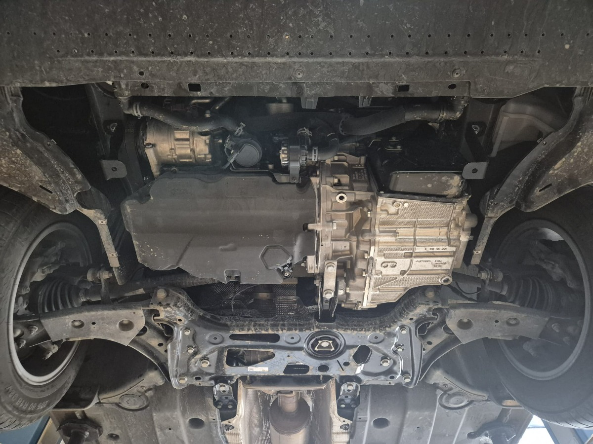 Ocelový kryt olejové vany pro VW Passat B8 - automatická převodovka 2014 - 2026, všechny motory