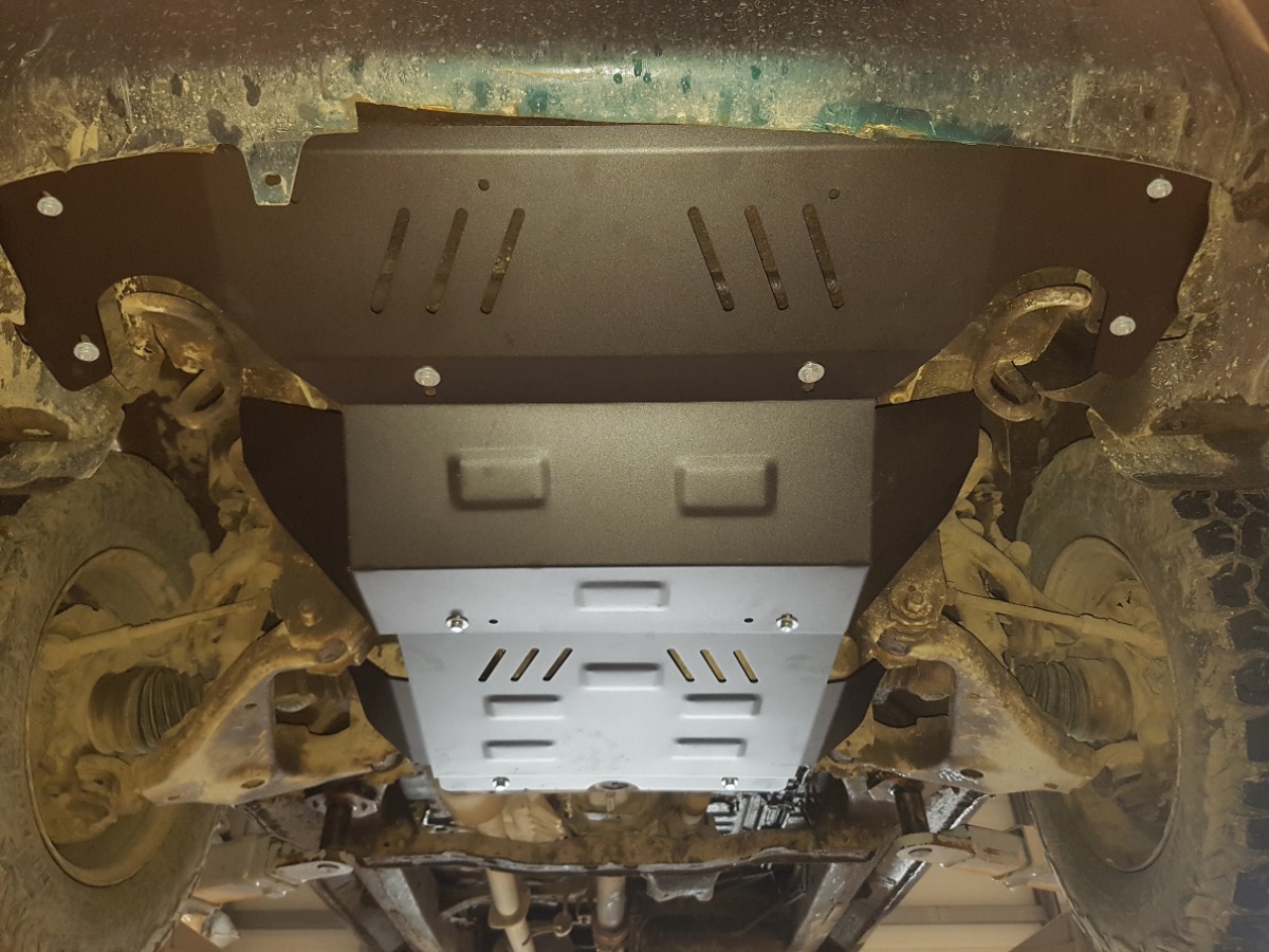Ocelový kryt převodovky a filtru pevných částic pro Toyota Hilux 2004 - 2015, všechny motory