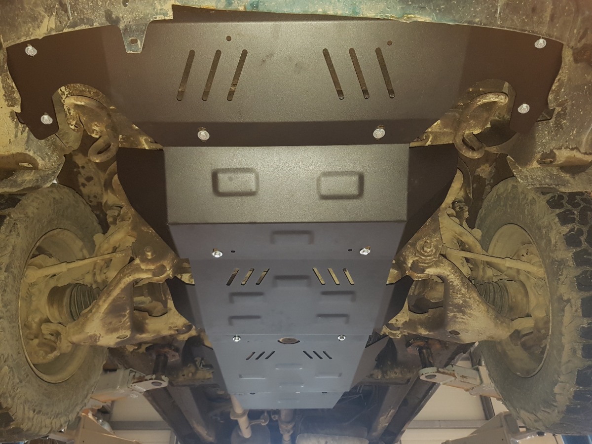 Ocelový kryt převodovky a filtru pevných částic pro Toyota Hilux 2004 - 2015, všechny motory