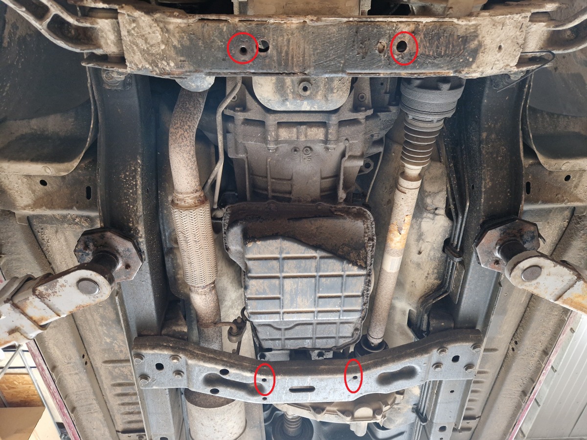 Ocelový kryt převodovky pro Jeep Cherokee - KJ 2001 - 2008, všechny motory