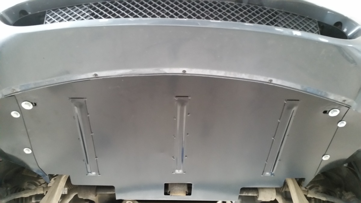 Ocelový kryt podvozku pro standardní přední nárazník BMW Seria 5 E60/E61 2003 - 2010, E60; E61