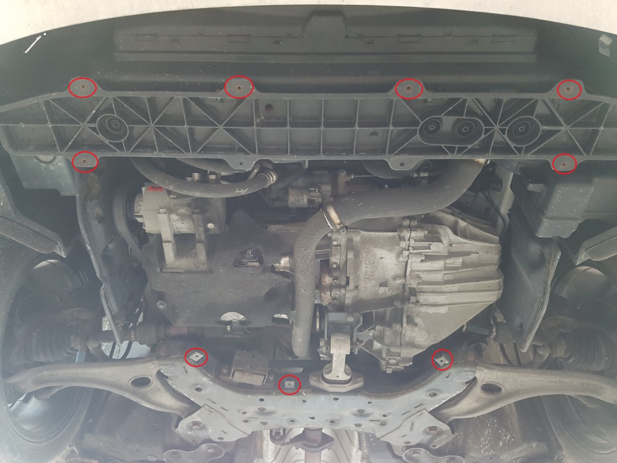 Ocelový kryt olejové vany pro ochranu motoru a převodovky pro Hyundai i40 2011 - 2015, všechny motory