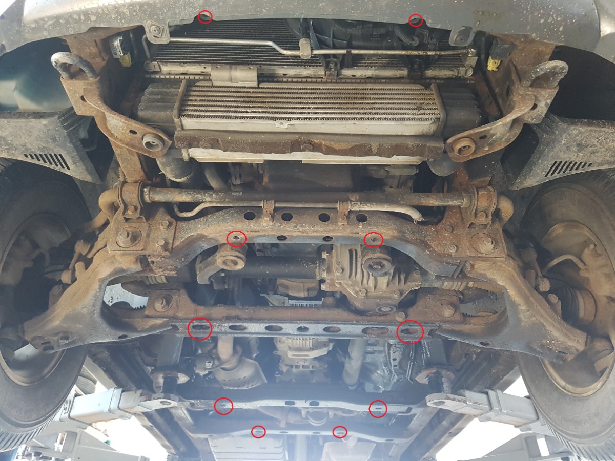 Ocelový kryt olejové vany pro ochranu motoru a chladiče pro Kia Sorento 2001 - 2006, všechny motory
