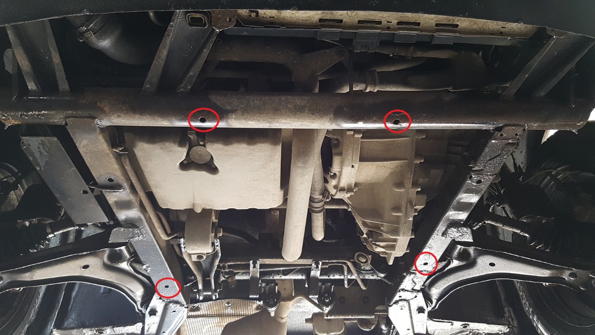 Ocelový kryt olejové vany pro ochranu motoru a převodovky pro Mercedes Vito 1996 - 2003, všechny motory