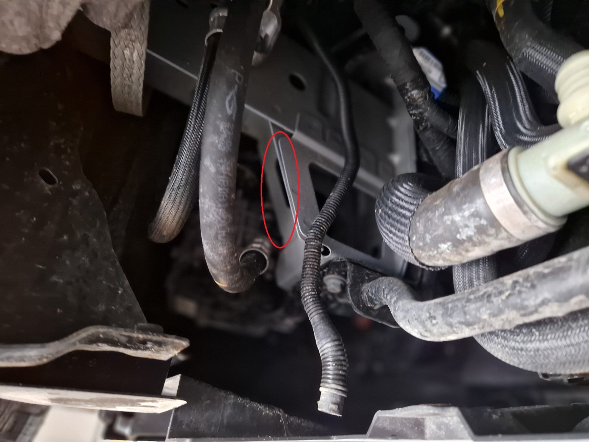 Ocelový kryt olejové vany pro Nissan NV300 2022 - 2026, všechny motory