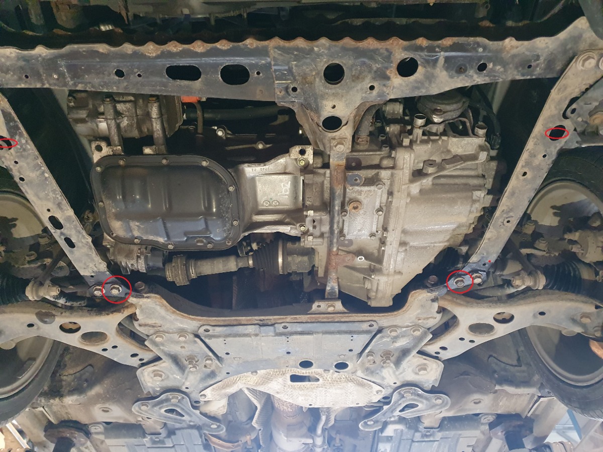 Ocelový kryt olejové vany pro Toyota Prius 2008 - 2015, všechny motory