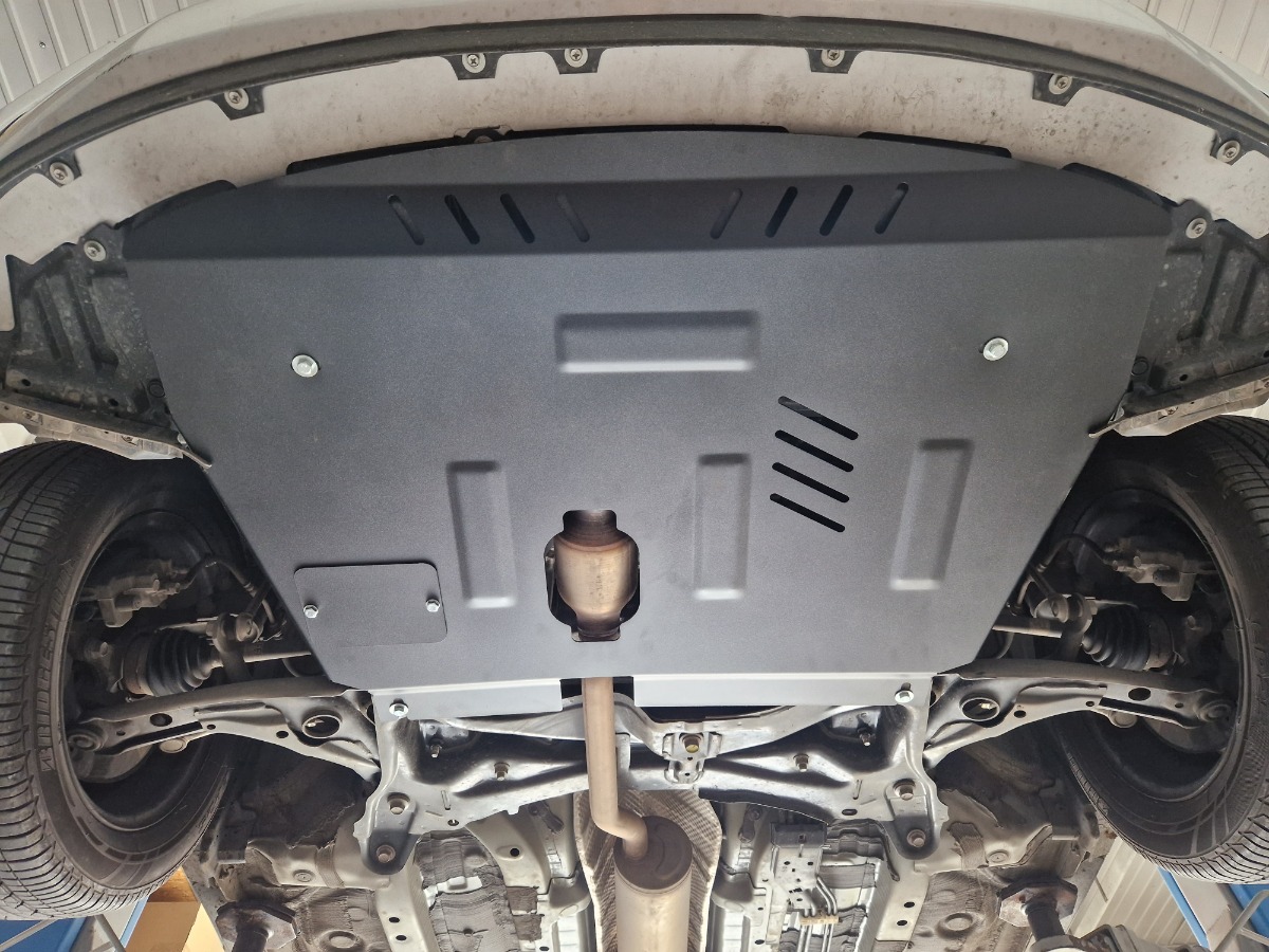 Ocelový kryt olejové vany pro Toyota Yaris - benzín 2005 - 2011, essence