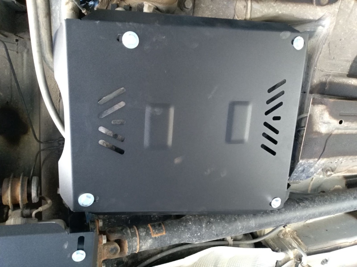 Ocelový kryt palivové nádrže pro Dacia Duster 2010 - 2017, 4x4