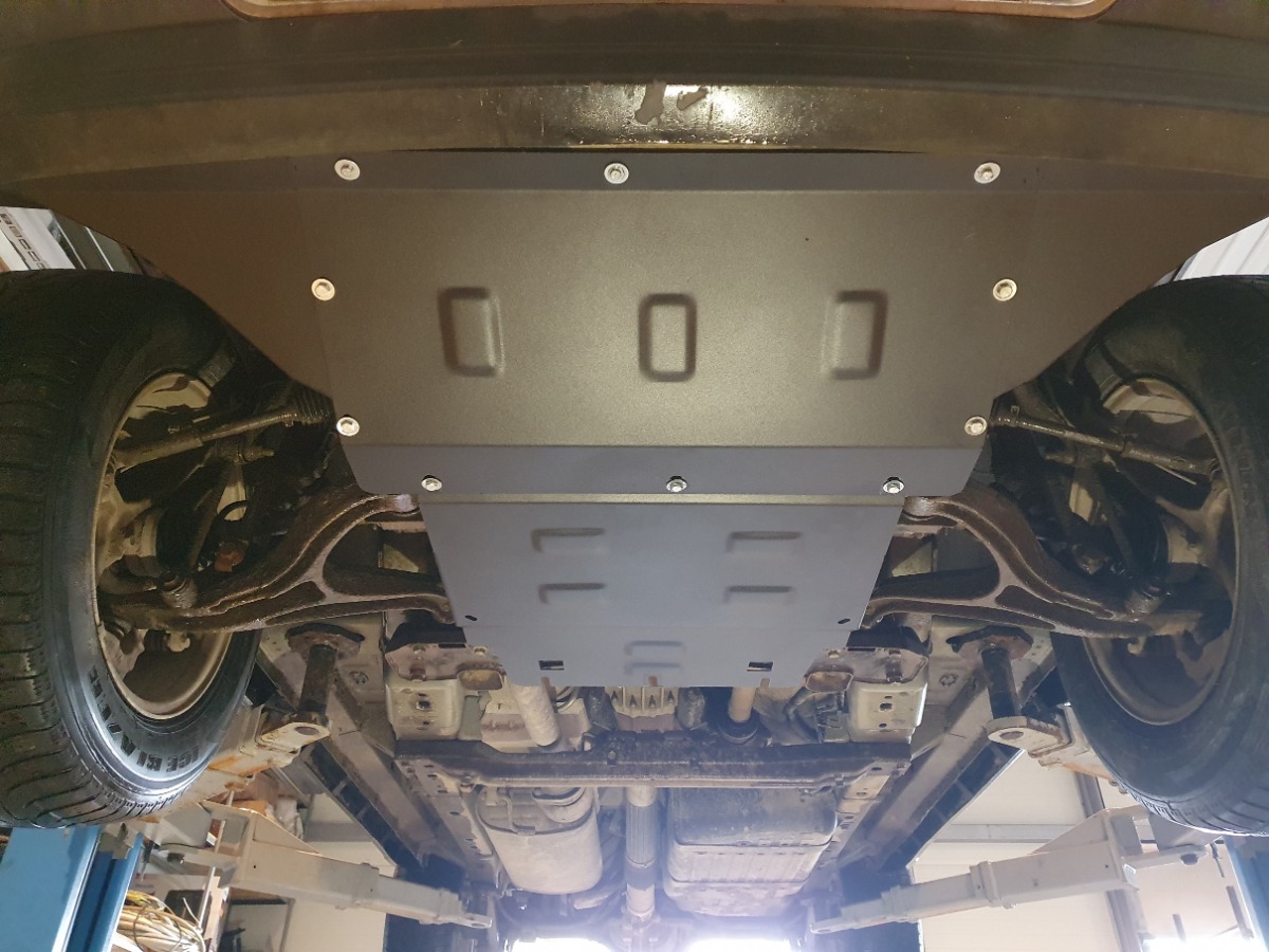 Ocelový kryt olejové vany pro Jeep Grand Cherokee 2004 - 2010, všechny motory