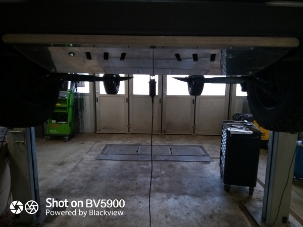 Scut motor din aluminiu Volkswagen Transporter T6 Caravelle 13