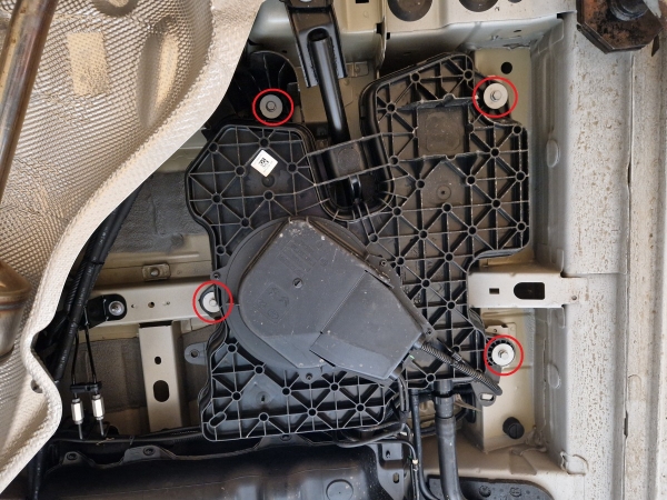 Scut rezervor AdBlue Fiat Scudo 4