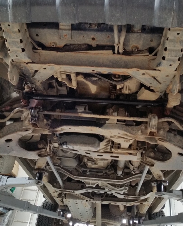 Scut motor Nissan Pick Up (D22) 1