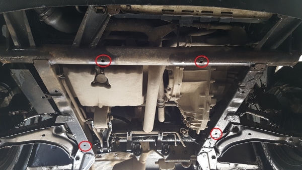 Scut motor și cutie de viteză Mercedes Vito 1