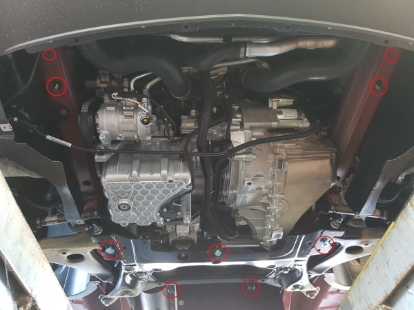 Scut motor Mercedes Sprinter-Tracțiune față 1