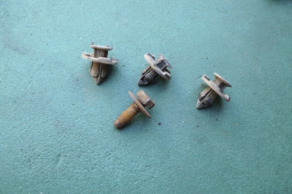 Scut motor Nissan X-Trail T30 3