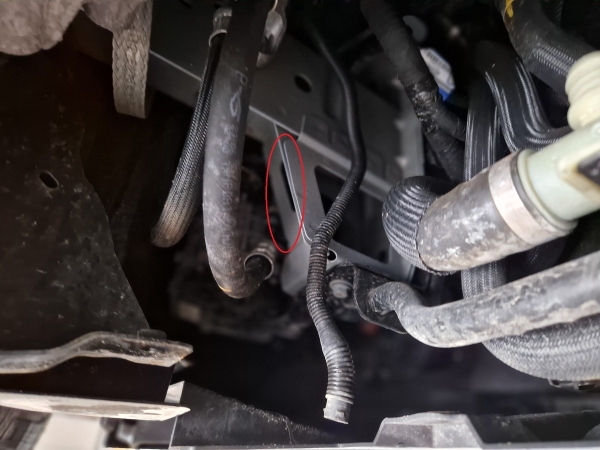 Scut motor Renault Trafic 2