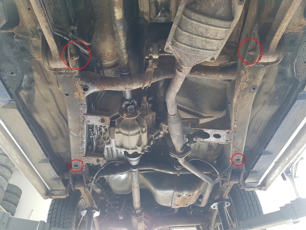 Scut reductor/cutie transfer Suzuki Jimny 1