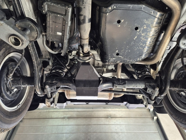 Scut diferential spate Suzuki Jimny dupa 2018 2