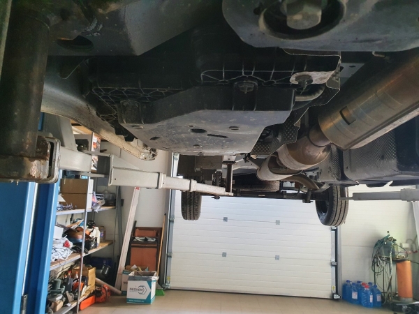 Scut rezervor AdBlue Renault Master 3 - Model 2 5