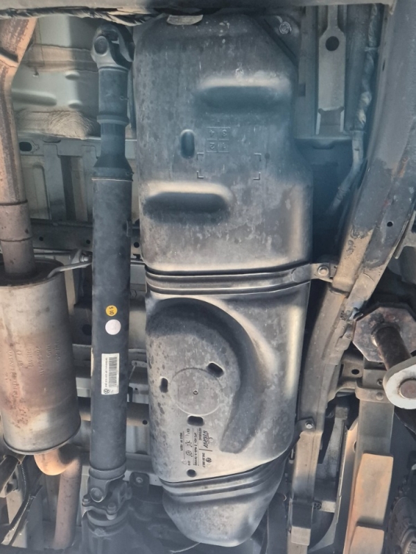 Scut rezervor Volkswagen Amarok 1