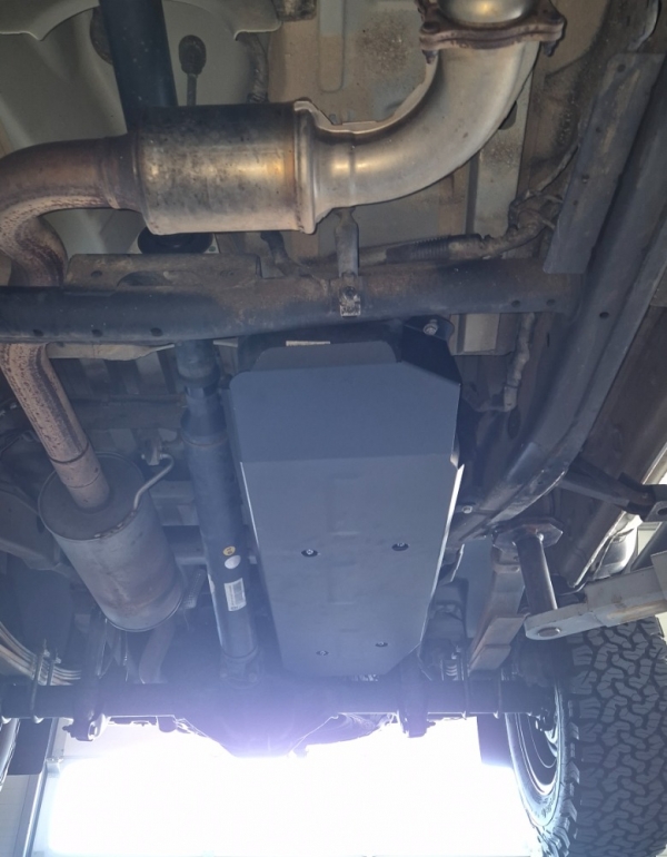 Scut rezervor Volkswagen Amarok 3