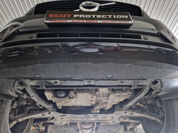 Scut Motor Volvo C40 8