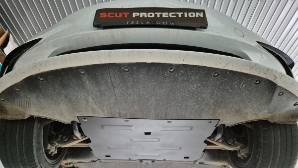 Scut motor faţă Tesla Model 3 AWD 4
