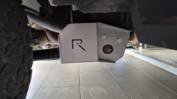 Scut de protecție din aluminiu pentru senzorul brațului de suspensie spate Ford Ranger Raptor 3