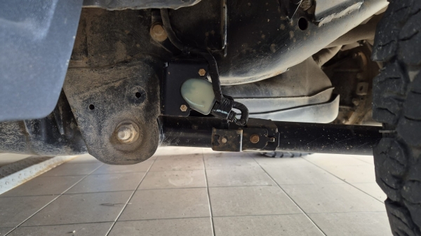 Scut de protecție din aluminiu pentru senzorul brațului de suspensie spate Ford Ranger Raptor 5