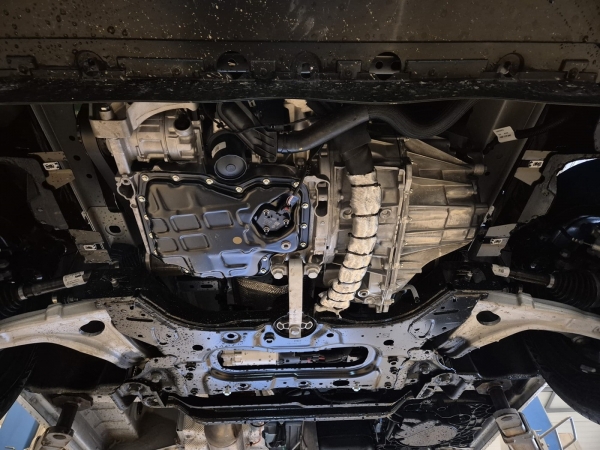 Scut motor din aluminiu Renault Master 2