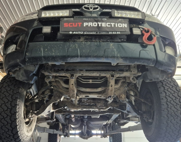 Scut cutie de viteză, filtru particule Toyota Hilux Revo 3