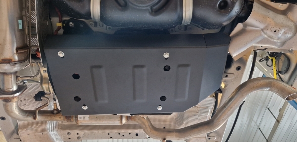 Scut rezervor AdBlue Toyota Proace Max 6